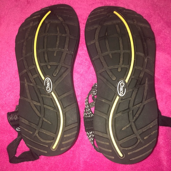 Chacos - Picture 3 of 4